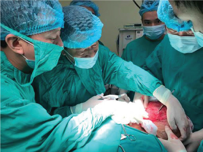 Hình ảnh minh họa phẫu thuật tuyến giáp