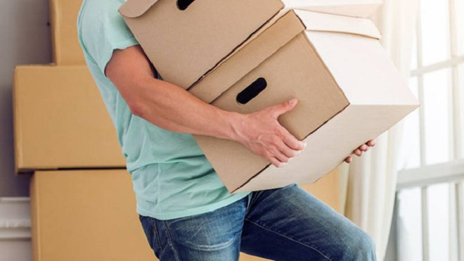 Người bệnh sau mổ tim cần tránh mang vác nặng để cơ thể hồi phục nhanh hơn