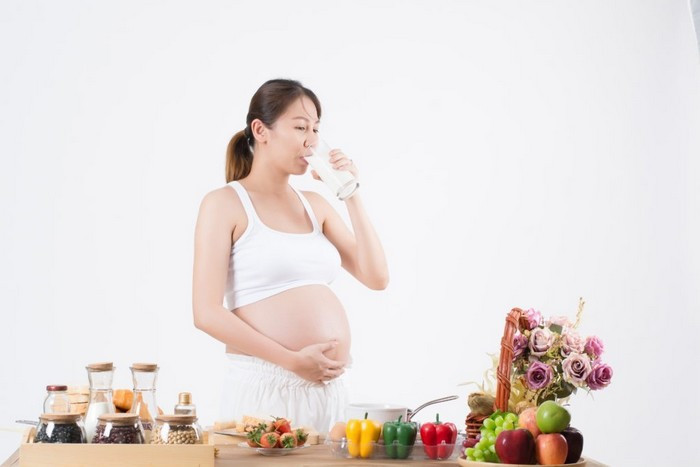 Ăn trứng ngỗng khi mang thai: Lợi ích, nguy cơ và lời khuyên