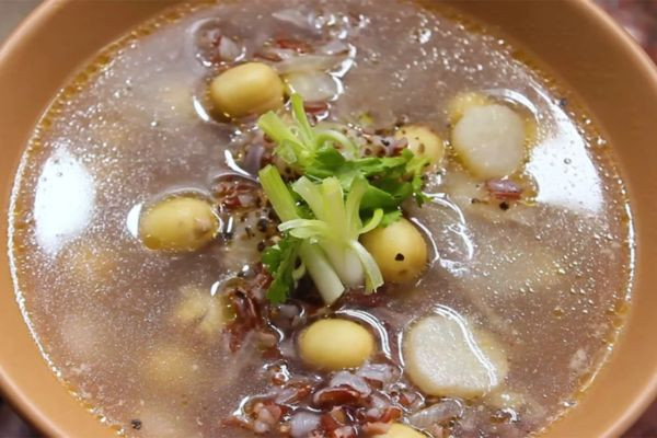 Bật mí 16 loại thức uống lợi sữa giúp mẹ sau sinh sữa về ướt áo