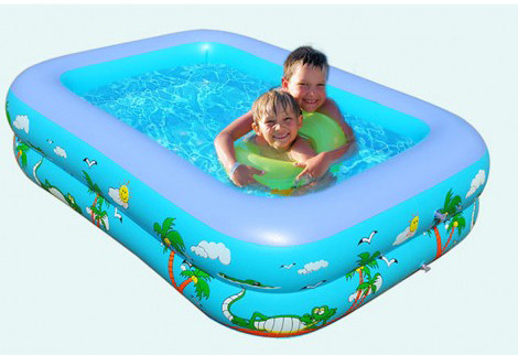 Bể bơi phao mini – lựa chọn an toàn cho bé trong mùa hè