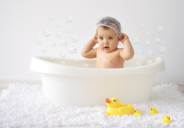 Cách tắm chuẩn cho bé sơ sinh tại nhà