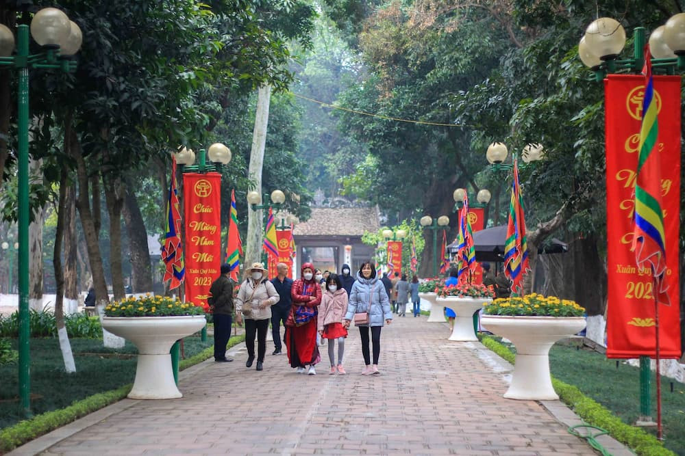 Xem ngày đẹp khai xuân Ất Tỵ 2025 giúp tăng vượng khí, tài lộc