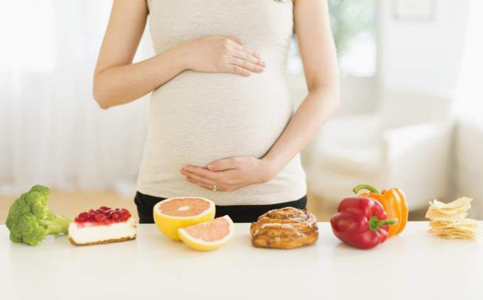 Chế độ ăn uống đầy đủ giúp phòng ngừa viêm đường tiết niệu