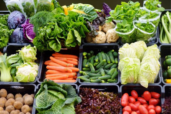 Lí do mẹ nên cho bé ăn dặm hữu cơ những năm đầu đời