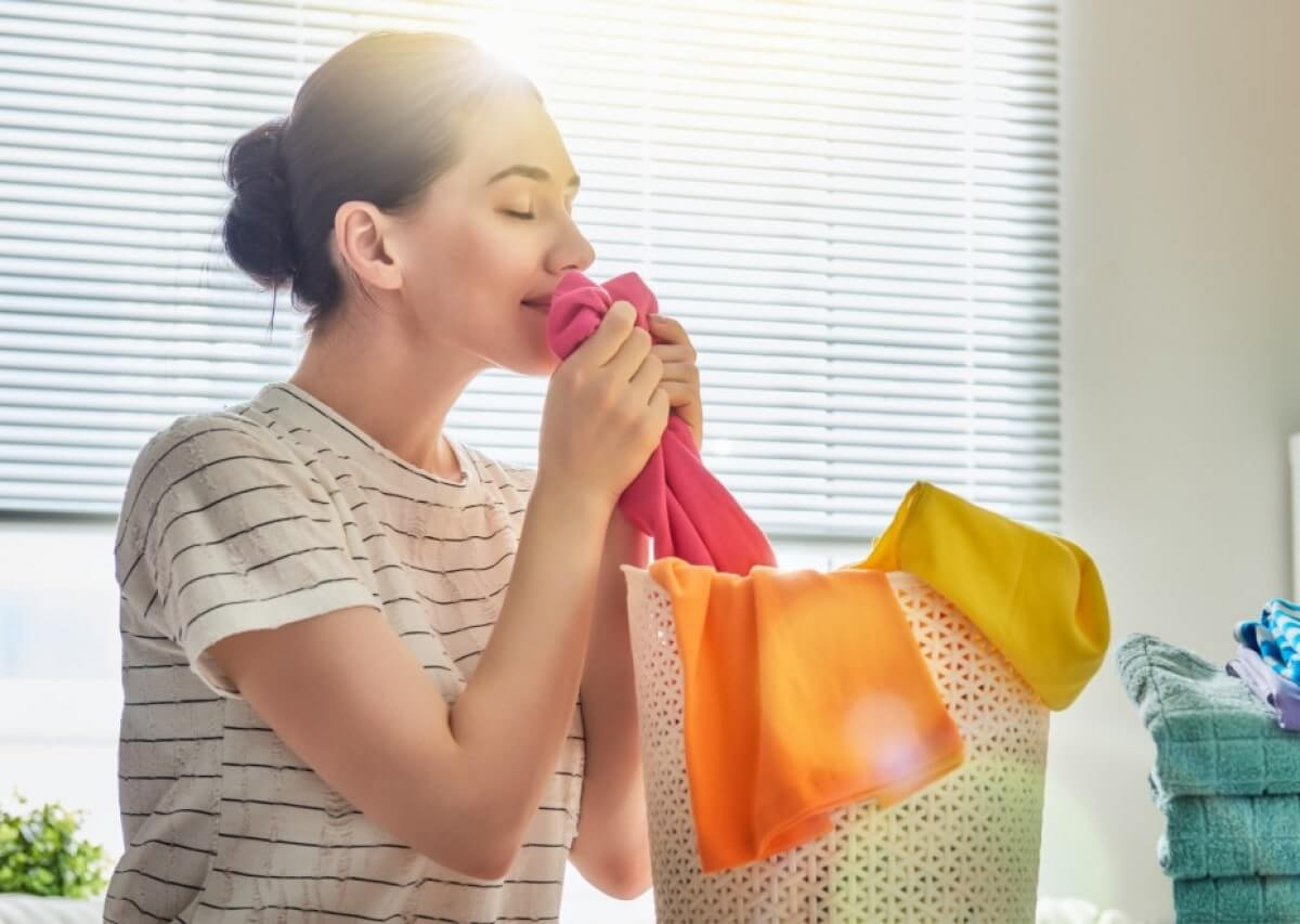 Nước xả Comfort và nước xả Downy: Loại nào phù hợp hơn cho gia đình bạn?