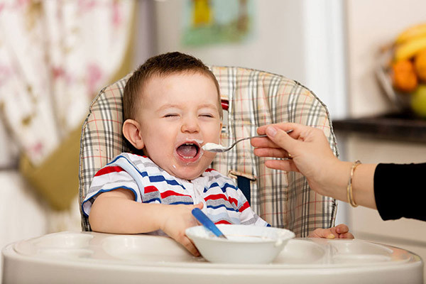 Thực đơn ăn dặm kiểu Nhật 30 ngày đầu trong gia đoạn đầu đời của bé