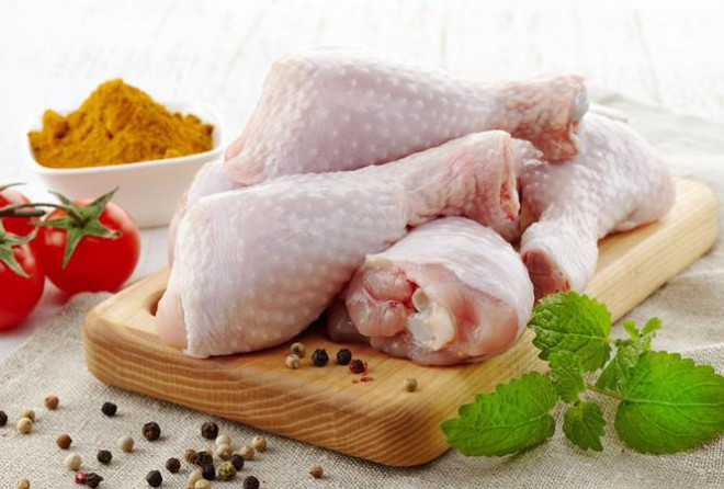 Thịt gà cung cấp protein cho sự phát triển chiều cao