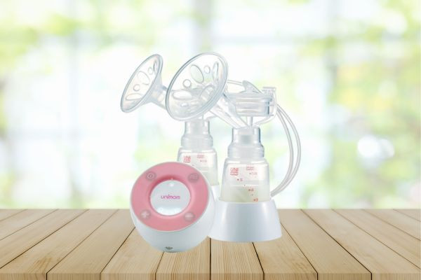 Bí quyết của bà mẹ vắt được cả tủ lạnh sữa cho con