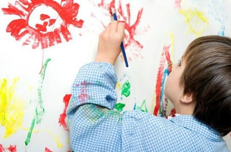 Bé từ 6 – 12 tháng: thời điểm vàng để ba mẹ kích thích các giác quan của trẻ