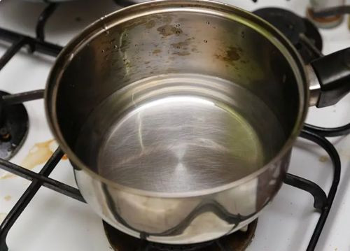 Để tránh sai lầm đáng tiếc, ba mẹ cần nắm rõ cách pha sữa &#8220;chuẩn từng bước một&#8221; dưới đây