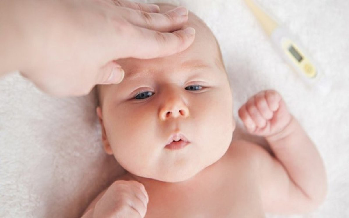Mẹ tuyệt đối không nên tắm cho bé vào 9 thời điểm này