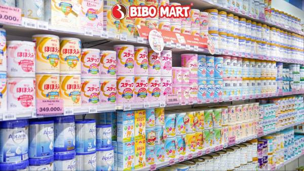 So sánh sữa Meiji và Aptamil: Mẹ nên chọn loại nào cho bé