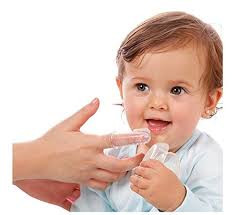 Vì sao phải rơ lưỡi cho trẻ sơ sinh và rơ như thế nào cho đúng?