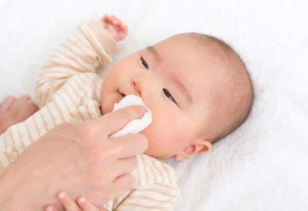 Viêm tiểu phế quản ở trẻ sơ sinh – mẹ đừng coi nhẹ !